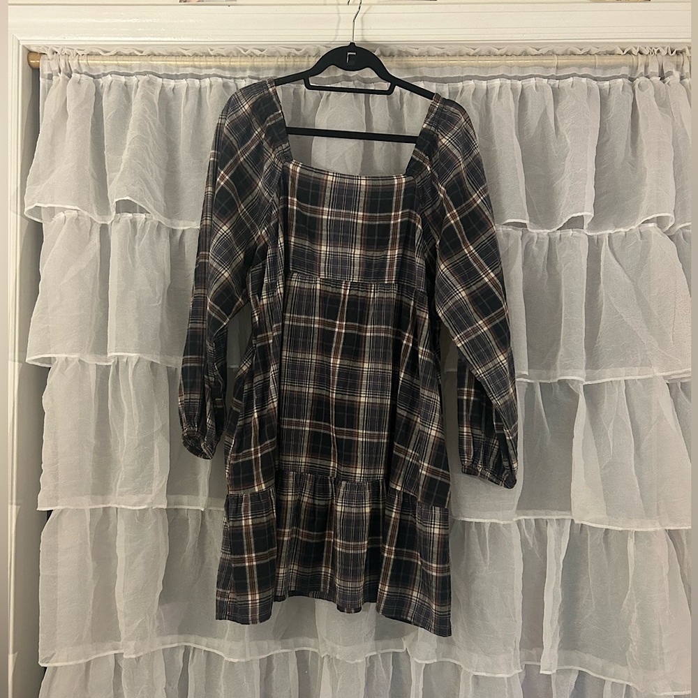 Universal Thread, size XL, plaid babydoll dress